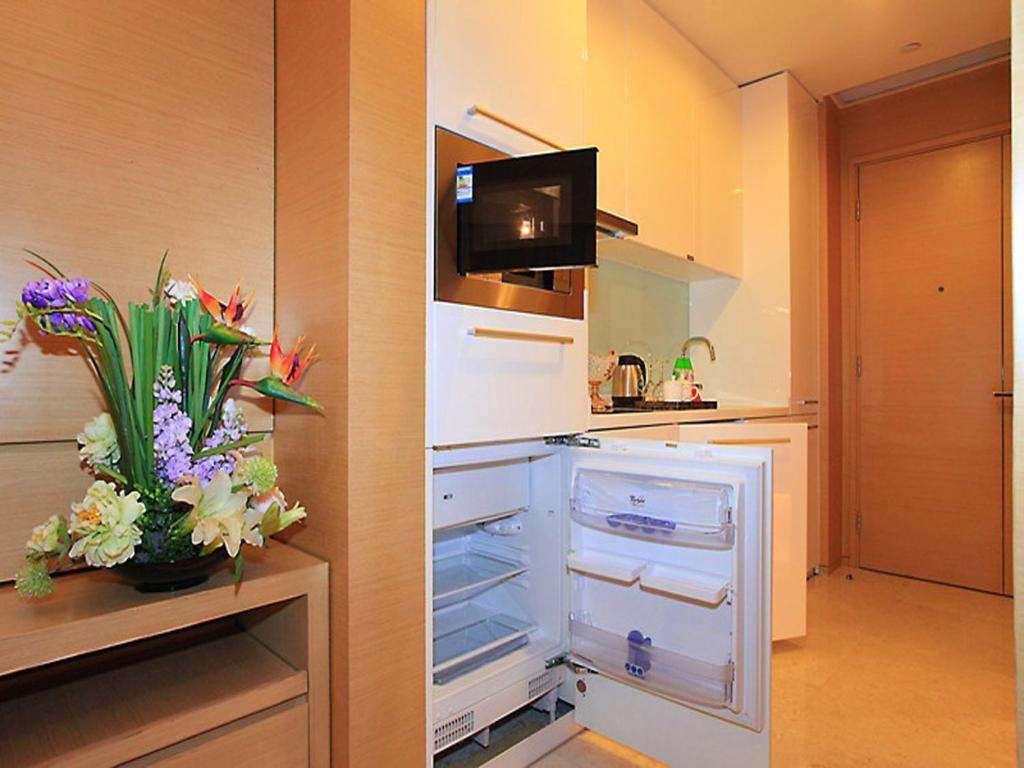 Heefun Apartment Gz -Poly World Trading Center-Walking Distance To Canton Fair Room photo