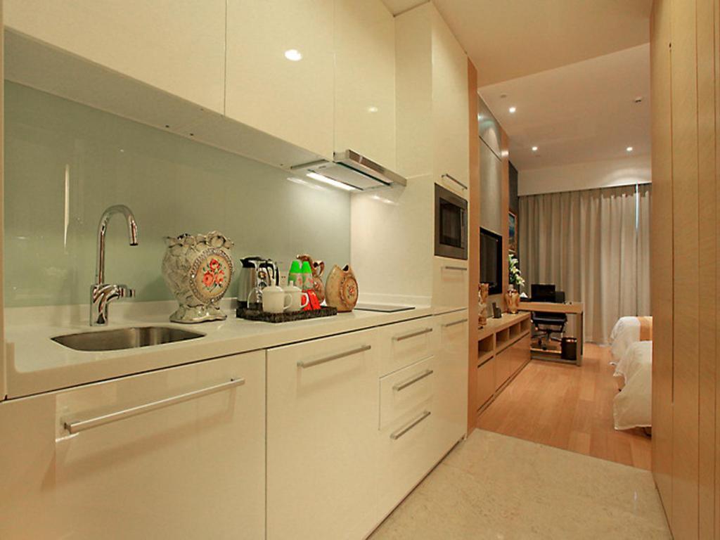 Heefun Apartment Gz -Poly World Trading Center-Walking Distance To Canton Fair Room photo